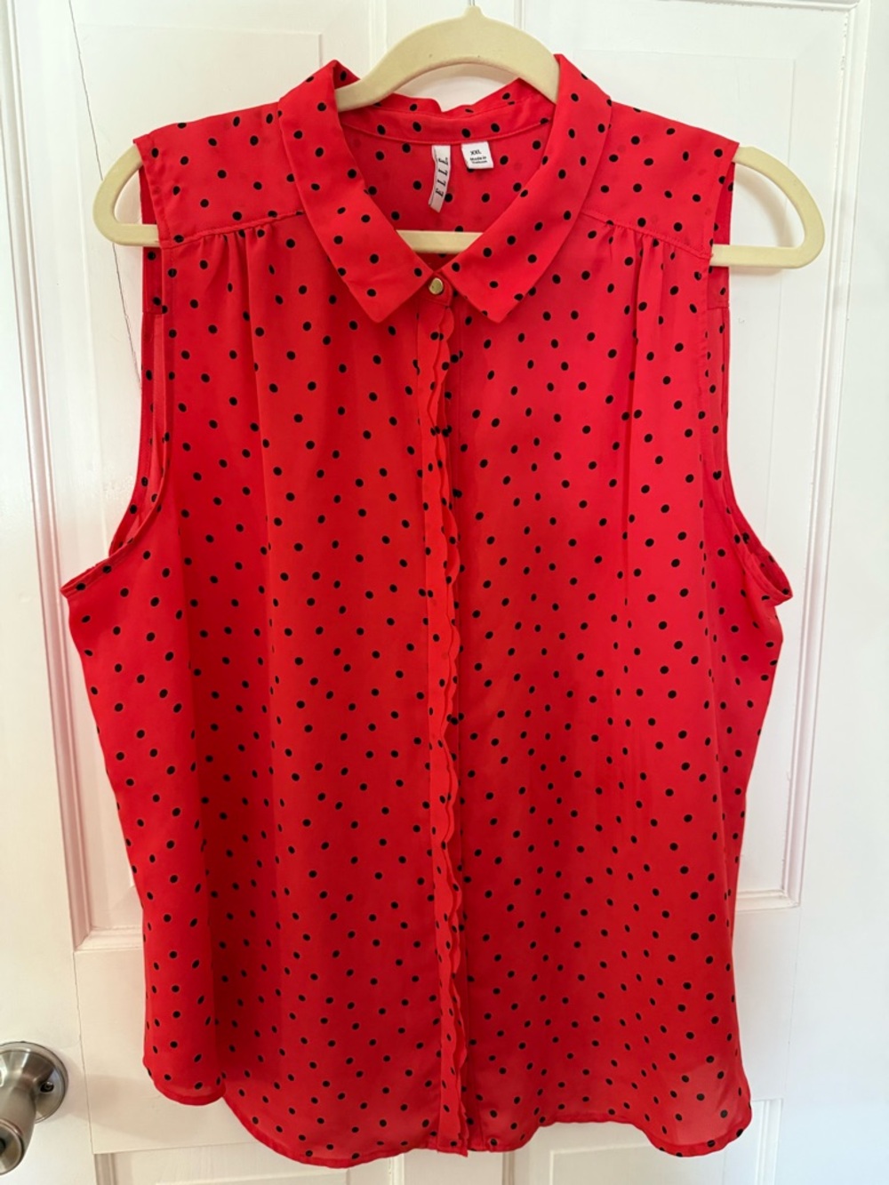 Elle Red Polka Dot Sleeveless Blouse -size 2X – measures 27 x 25“